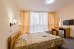 VeryHotel